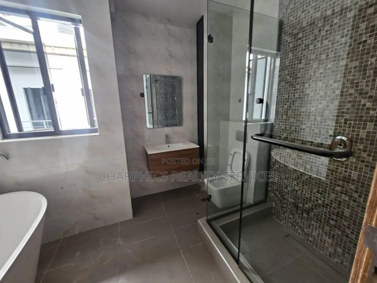 3bdrm Duplex in Victoria Island for rent in Victoria Island