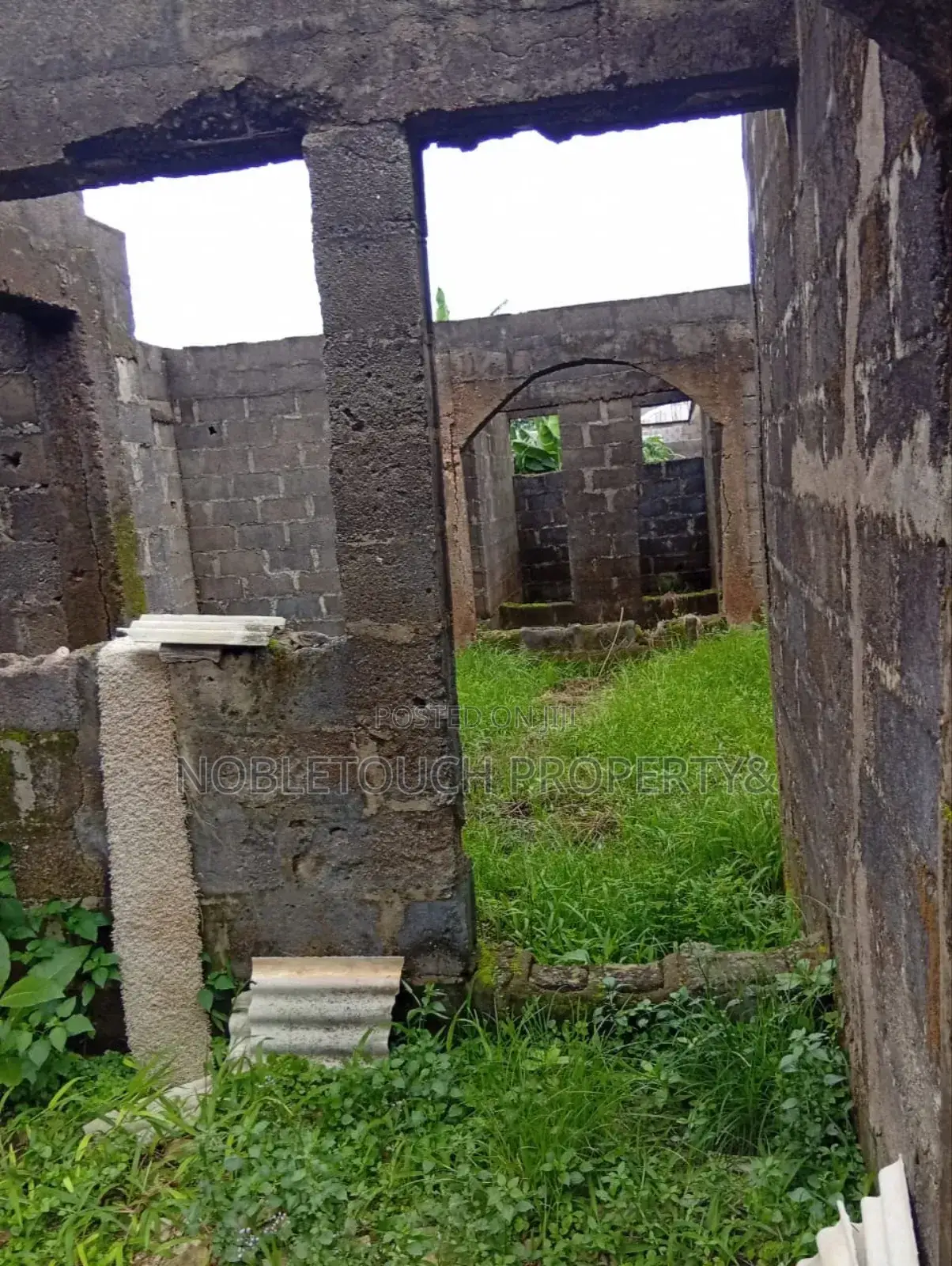 4bdrm Bungalow in Ijegamo Ijegun Lagos for sale in Ijegun