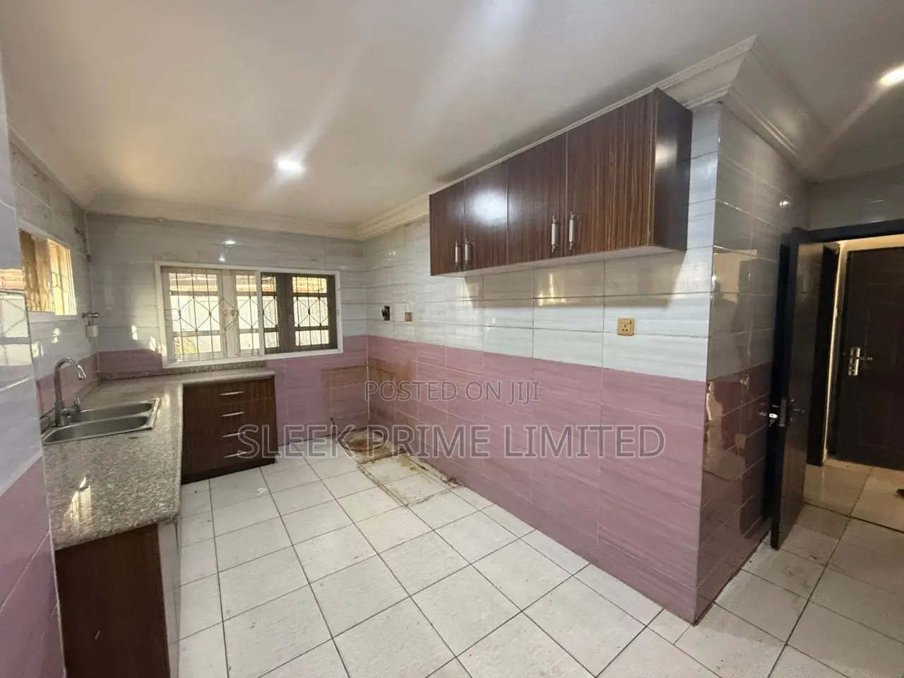 5bdrm Penthouse in Lokogoma for sale in Lokogoma