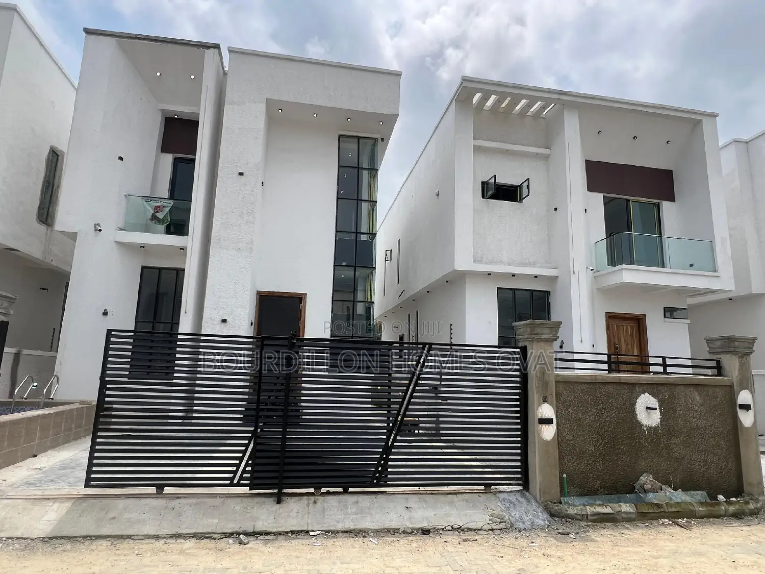 4bdrm Duplex in Lekki for sale in Lekki