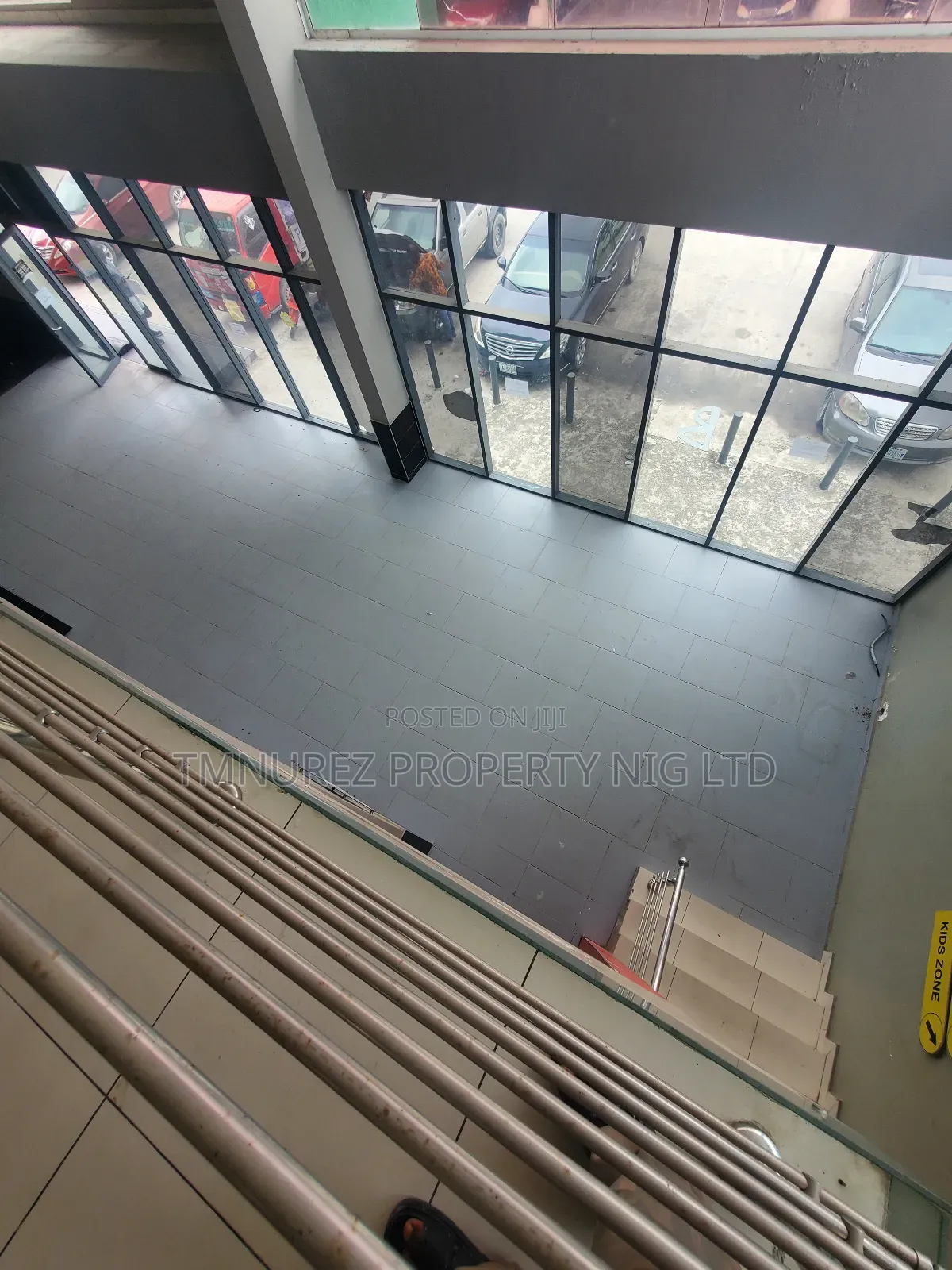Showroom for Rent in Very Busy Area Lekki in Chevron