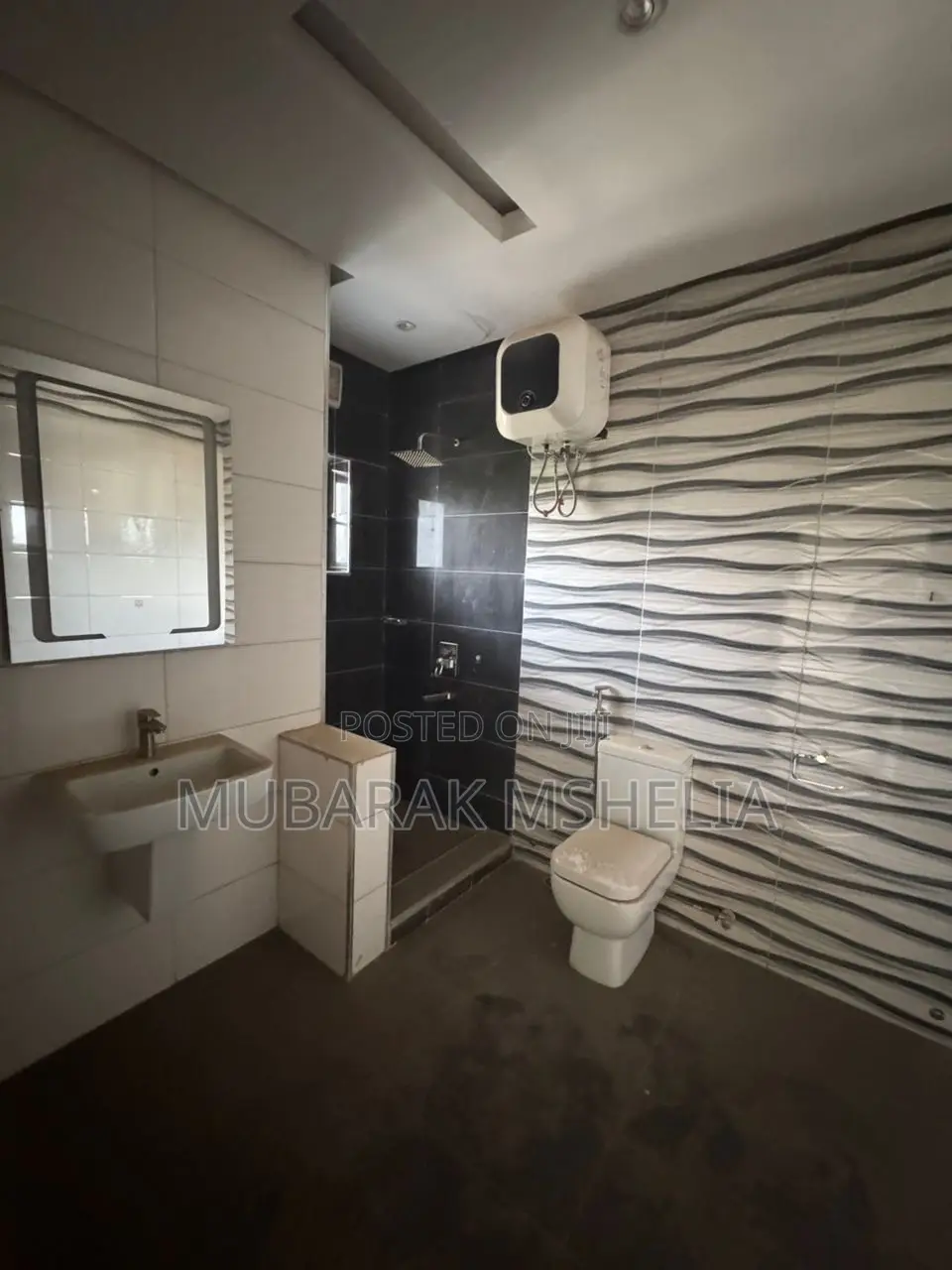 4bdrm Duplex in Mbora for sale in Mbora
