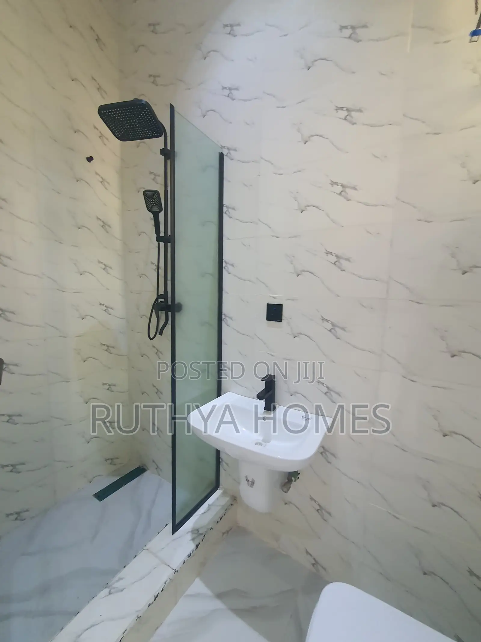 6bdrm Duplex in Gwarinpa, Dape for sale in Dape