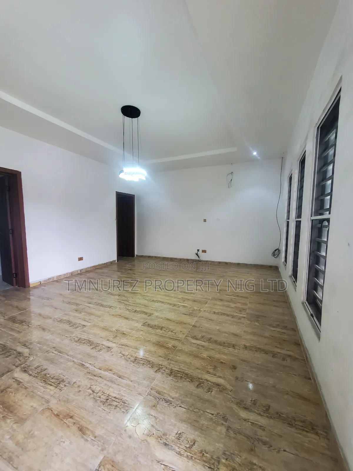1bdrm Apartment in Dpk Estate, Chevron for sale in Chevron