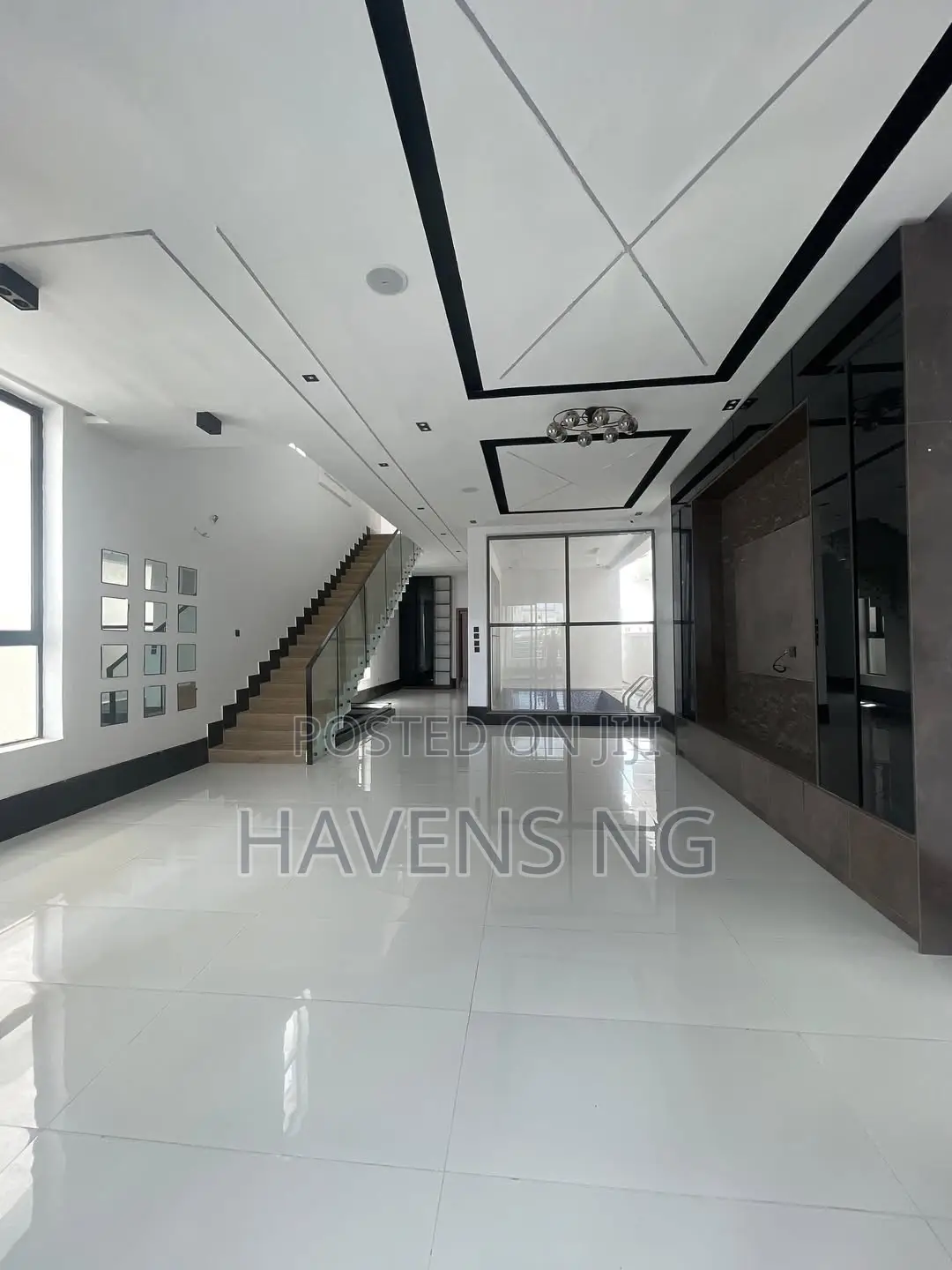 5bdrm Duplex in Abraham Adesanya Estate for sale in Abraham Adesanya Estate