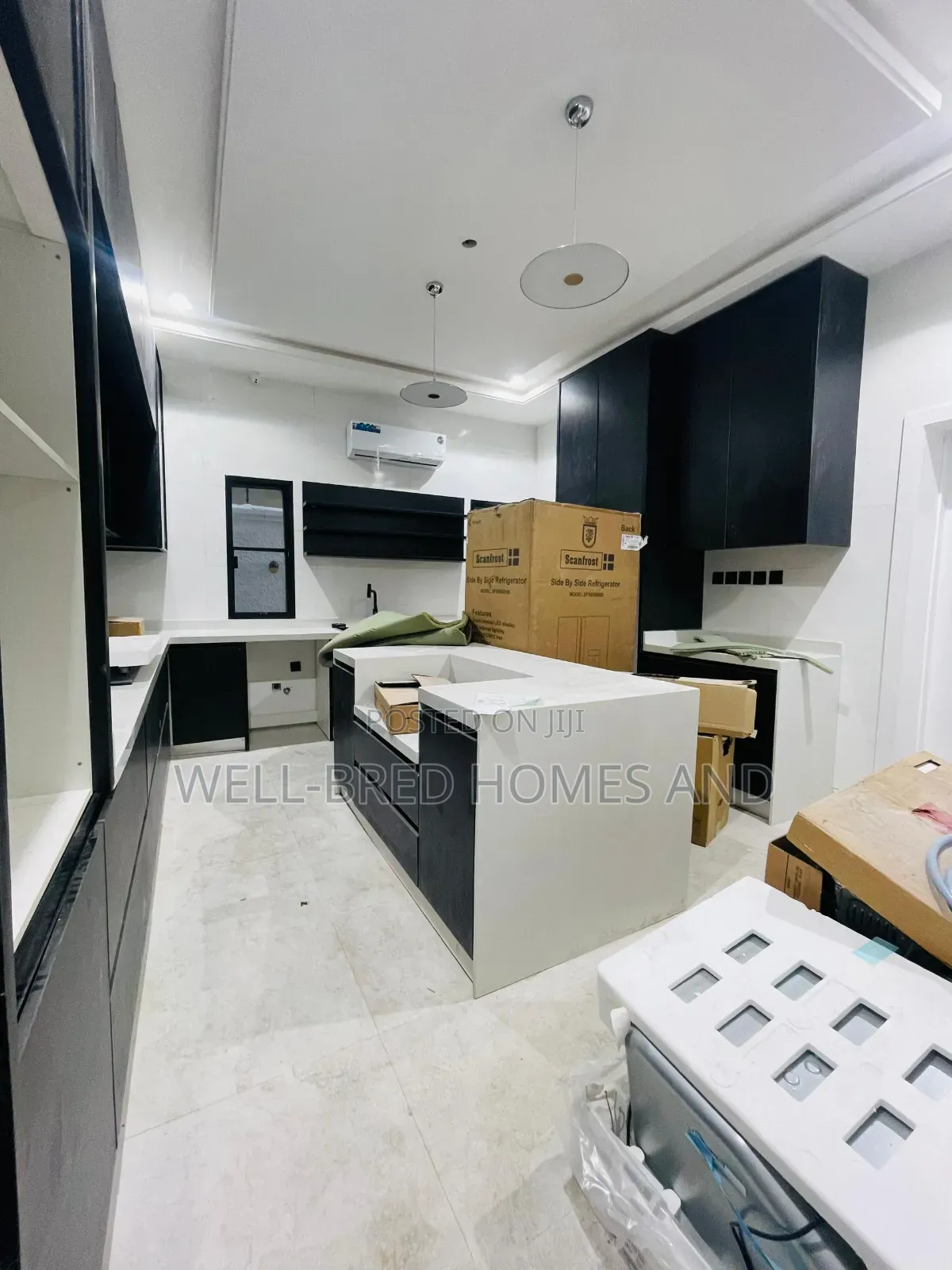 4bdrm Duplex in Off Admiralty Way for sale in Lekki Phase 1