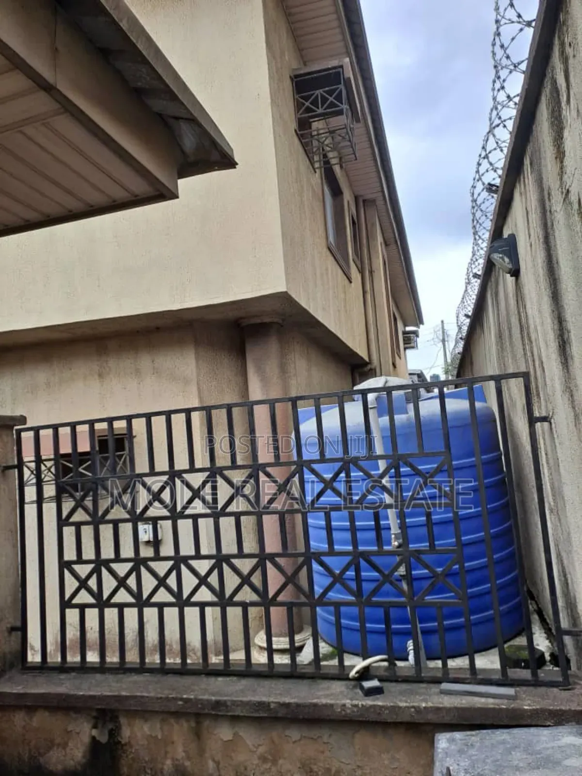 Furnished 6bdrm Duplex in Ajao Estate for sale in Ajao Estate