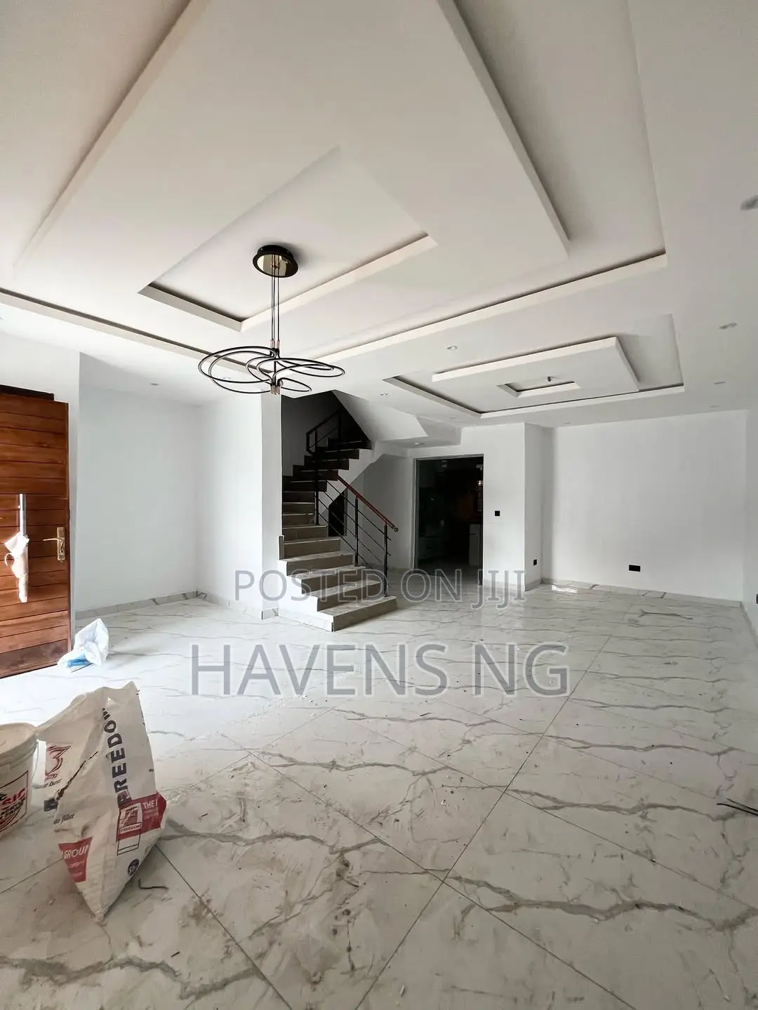 3bdrm Townhouse/Terrace in Ikota for sale in Ikota