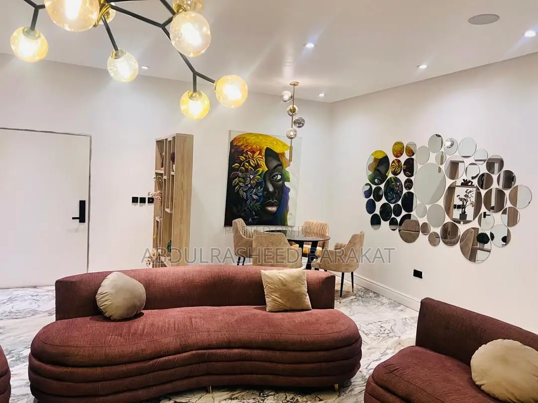 Luxury Two Bedroom Apartment in Jahi