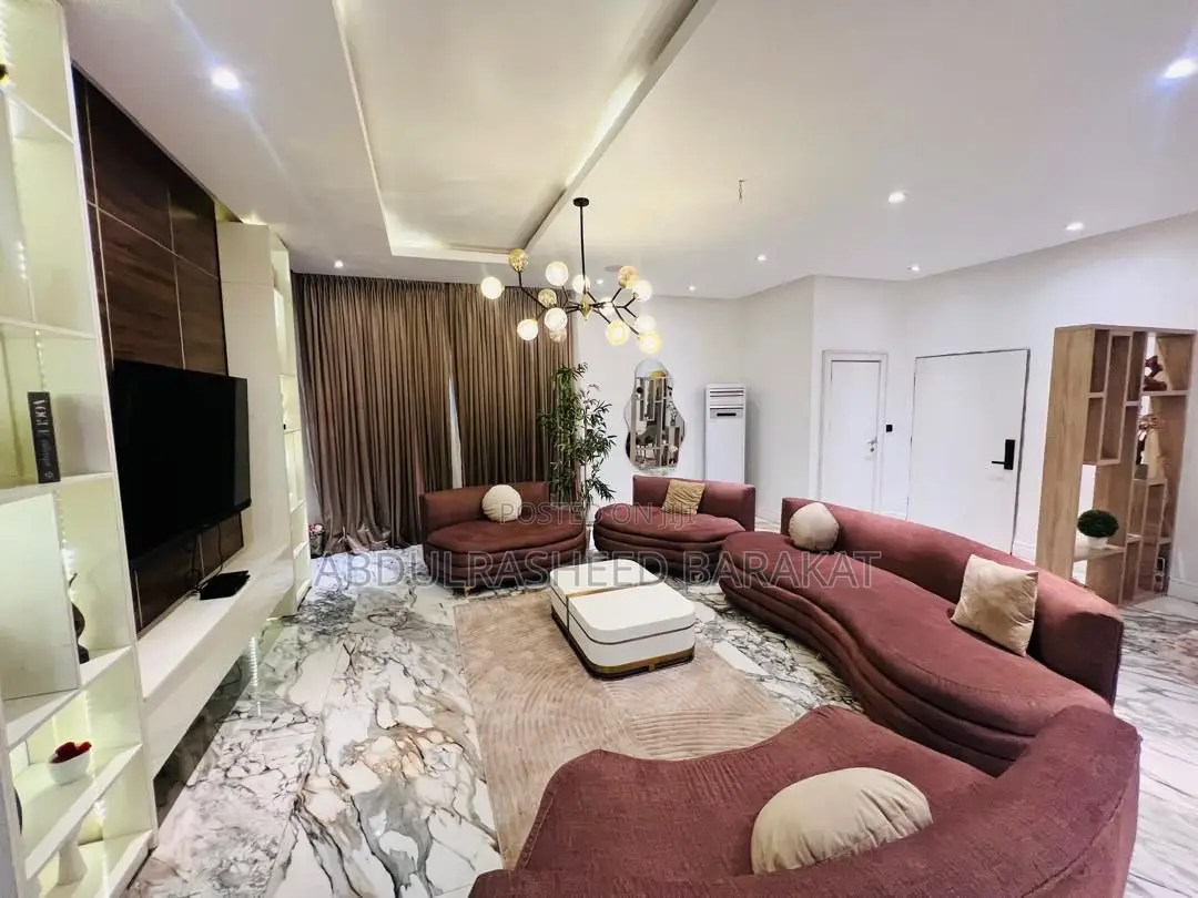 Luxury Two Bedroom Apartment in Jahi