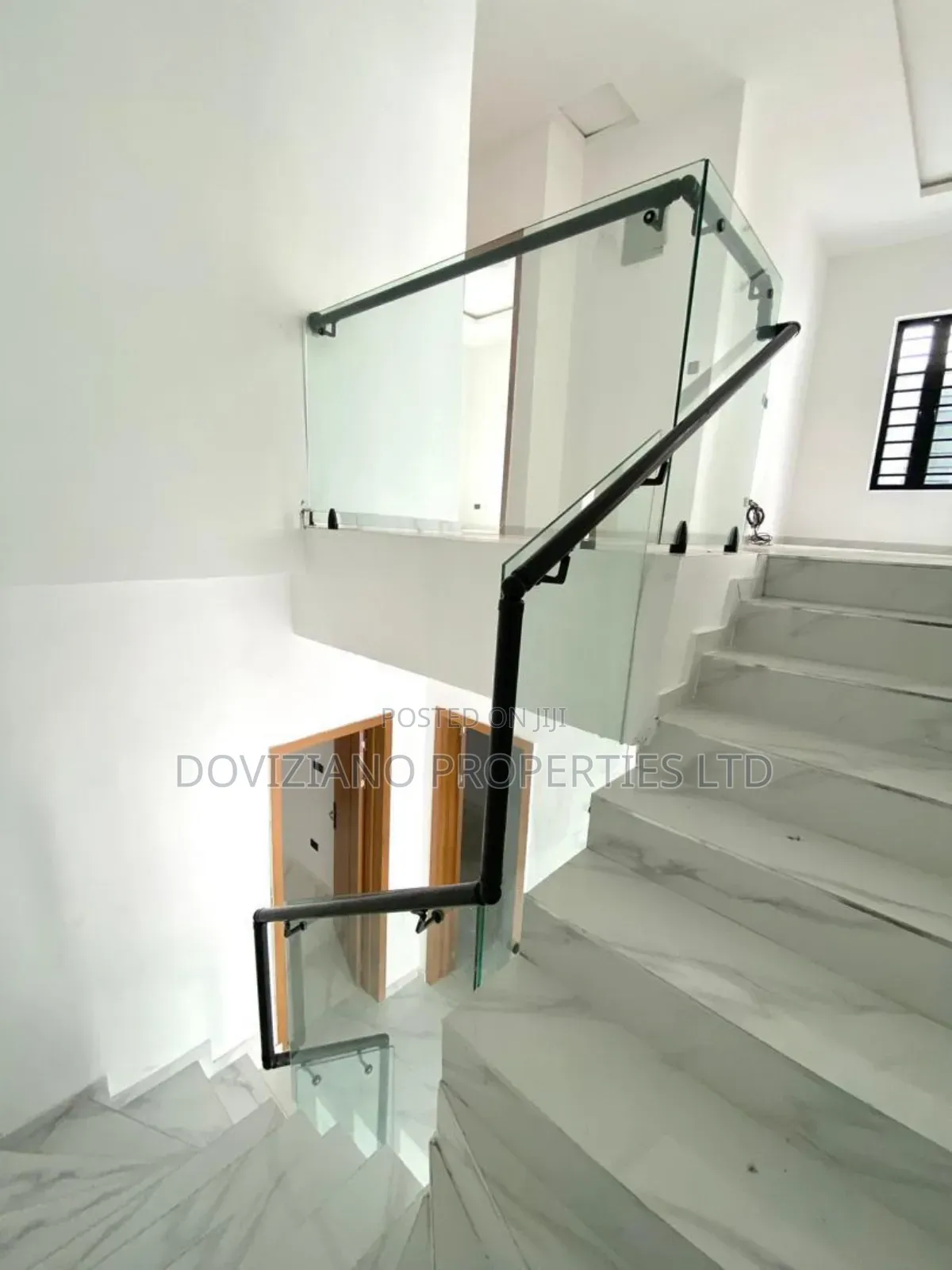 4bdrm Duplex in Lekki for sale in Lekki