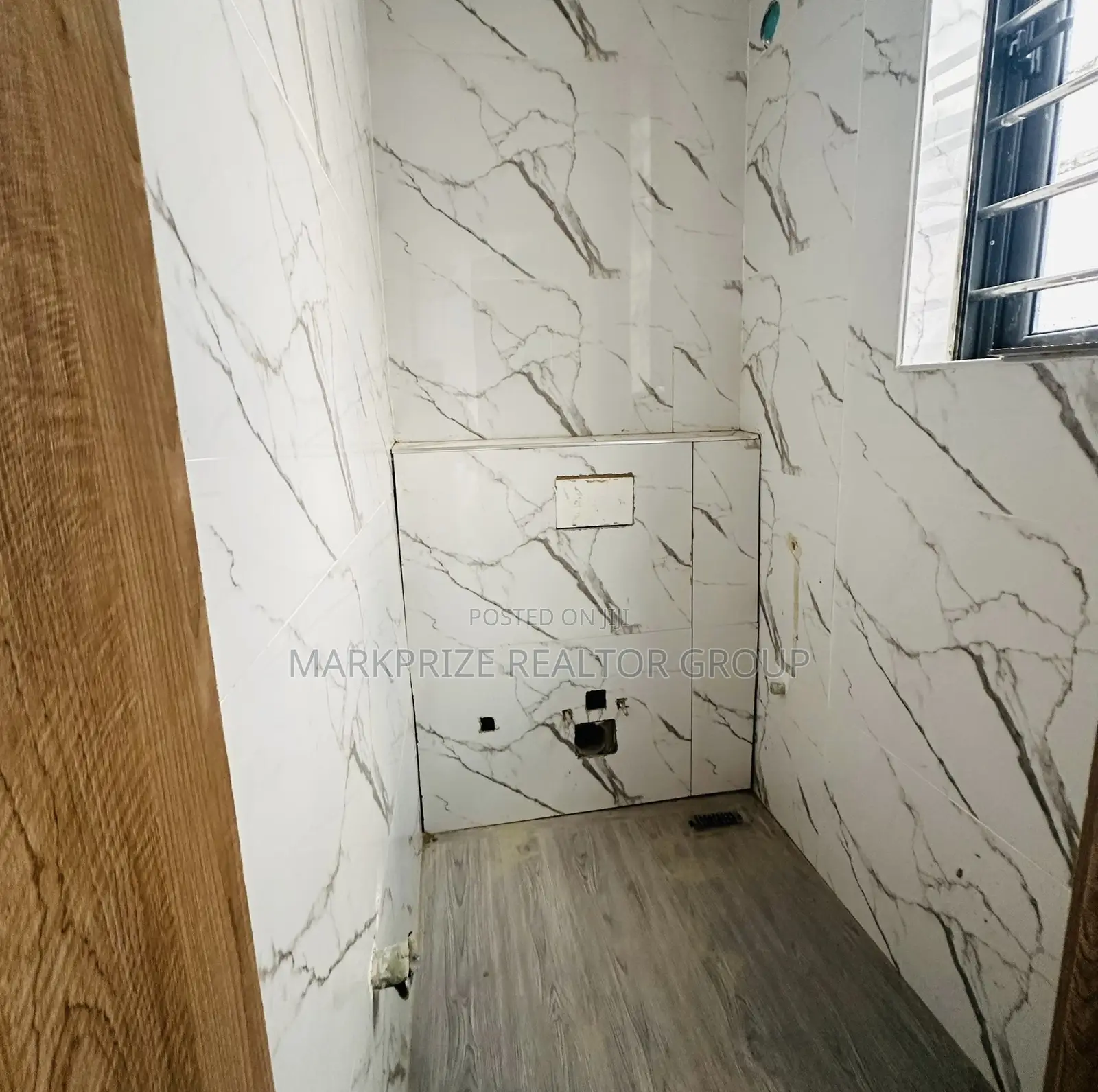 5bdrm Duplex in Omole Phase 1 Lagos for sale in Omole Phase 1