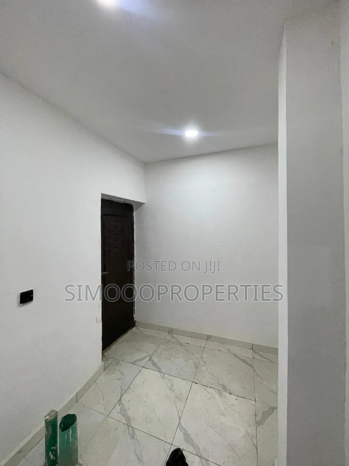 2bdrm Apartment in Cambarwall Courts for sale in Abijo