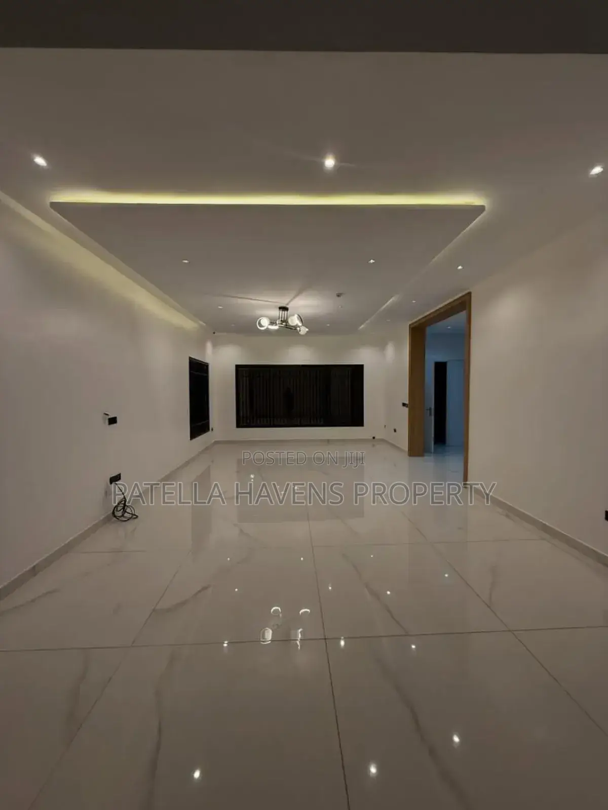 6bdrm Duplex in Guzape District for sale in Guzape District