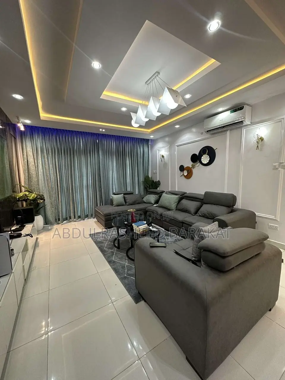 Luxury Three Bedroom Apartment in Osapa london