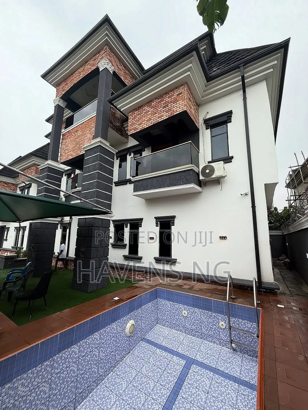 6bdrm Duplex in Rumuduru for sale in Rumuduru