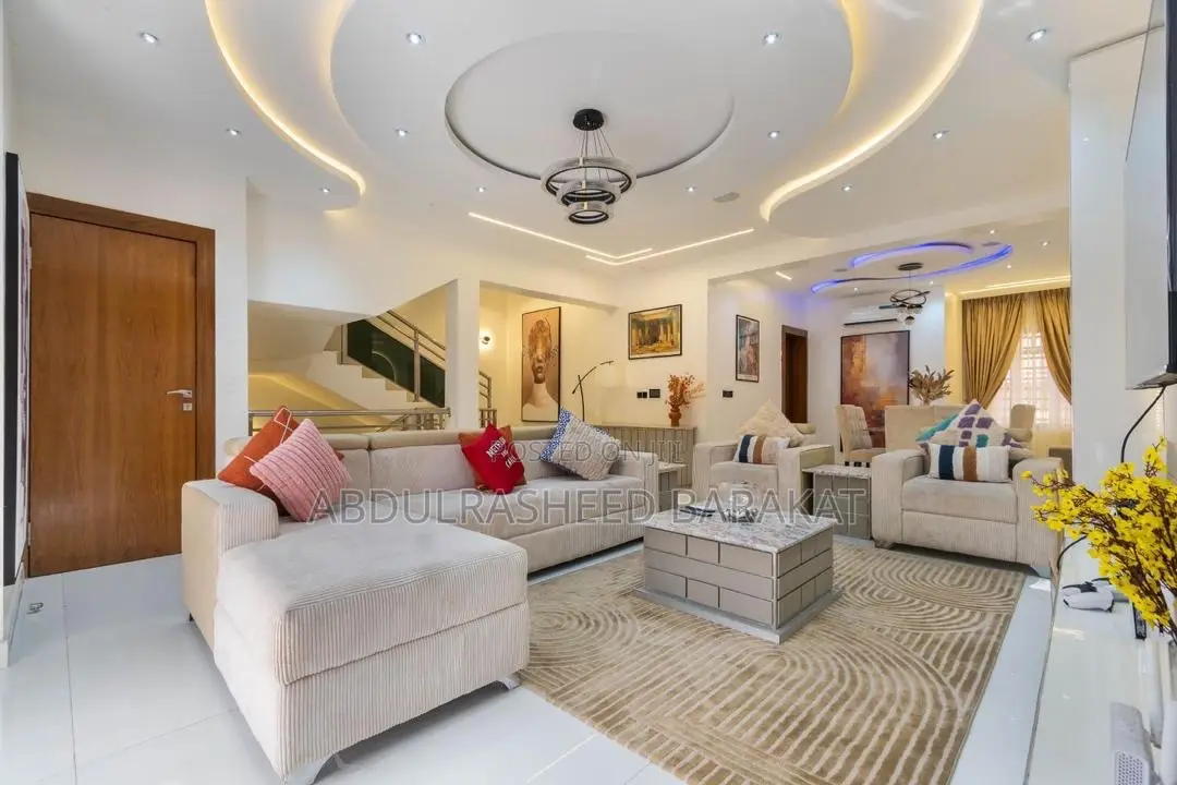 Luxury Four Bedroom Apartment With Ps5 Snooker Gym in Victoria Island
