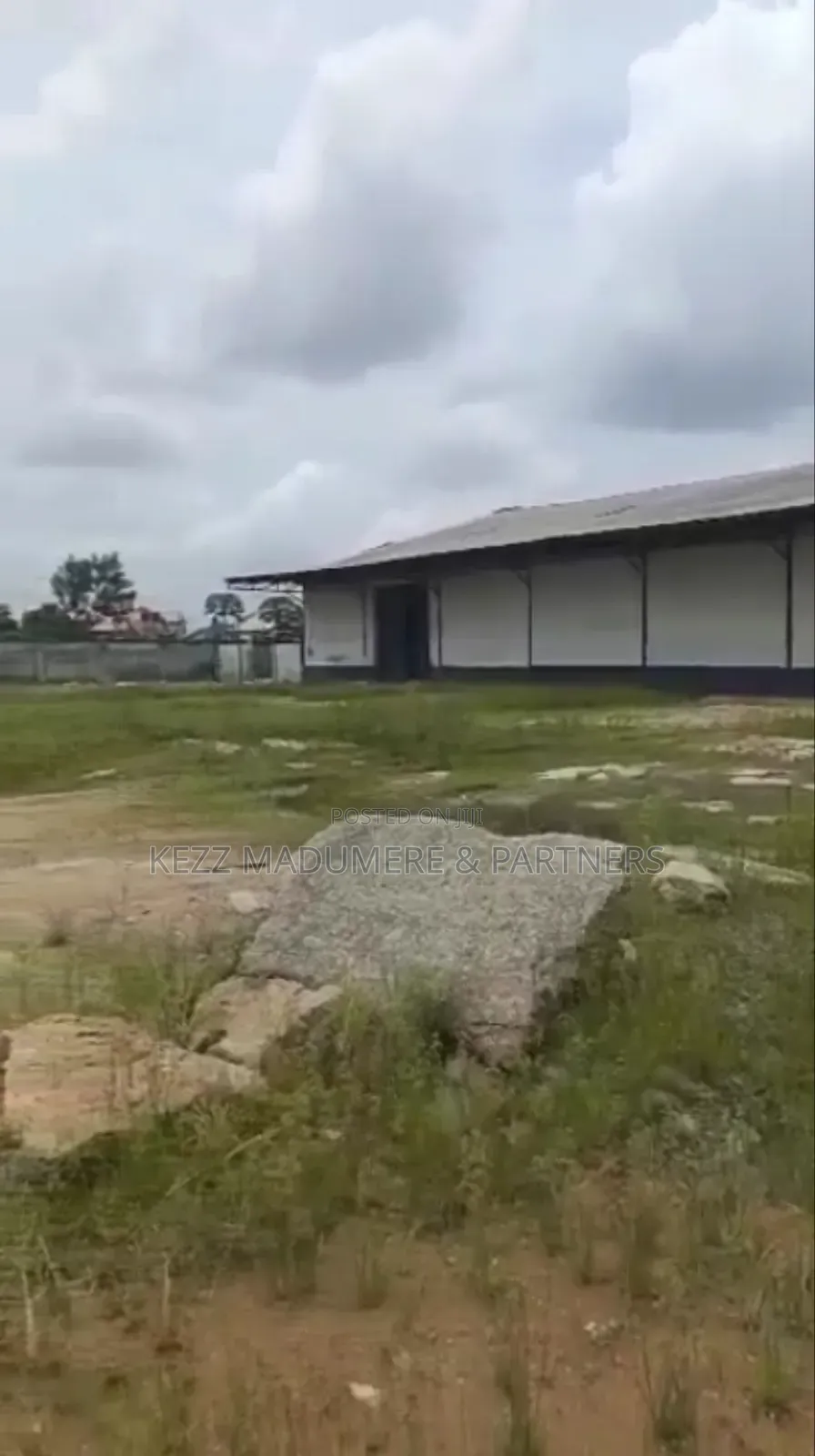 For Lease; 1400 SQMTS Warehouse on 15 Plots in Ph in Port-Harcourt