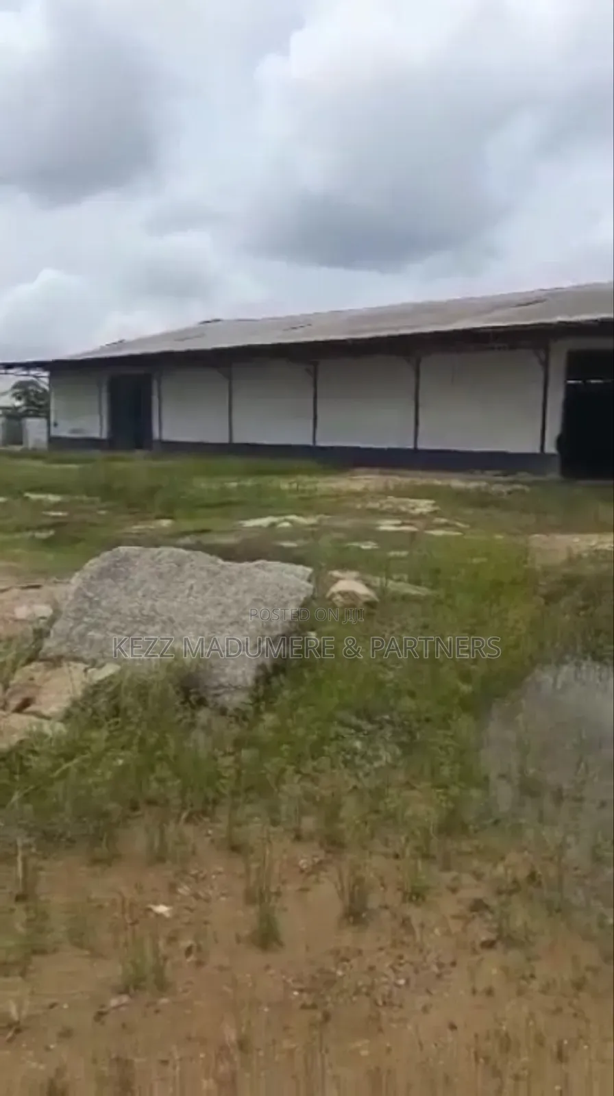 For Lease; 1400 SQMTS Warehouse on 15 Plots in Ph in Port-Harcourt