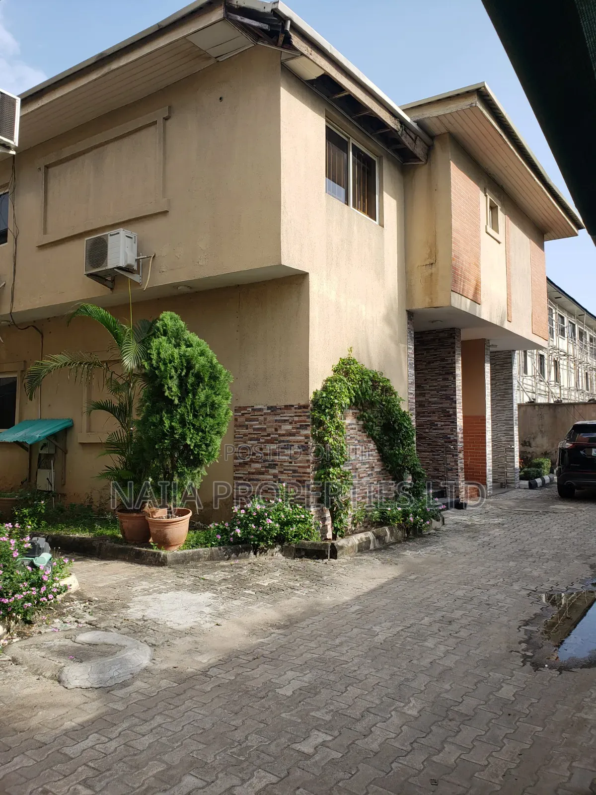 4bdrm Duplex in Victoria Island for sale in Victoria Island