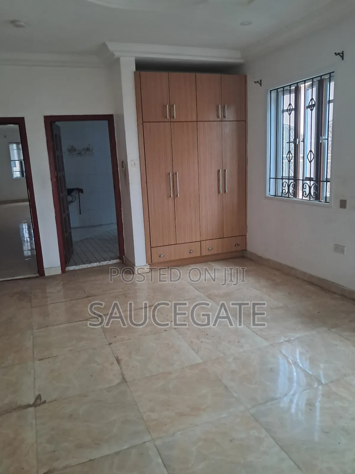 6bdrm House in Newsite Off.Navytown for sale in Satellite Town