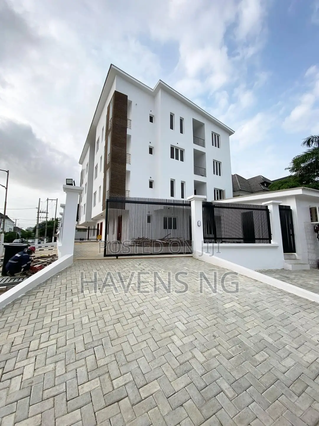 4bdrm Maisonette in Victoria Island Extension for sale in Victoria Island Extension