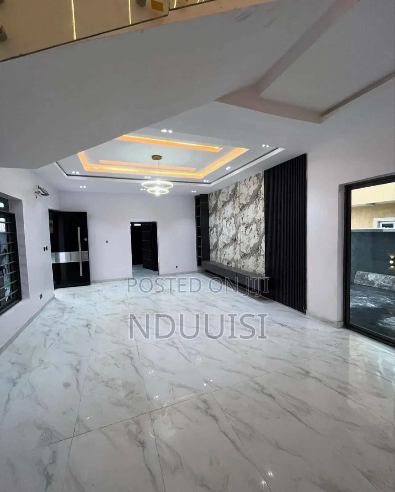 5bdrm Duplex in Ologolo for sale in Ologolo