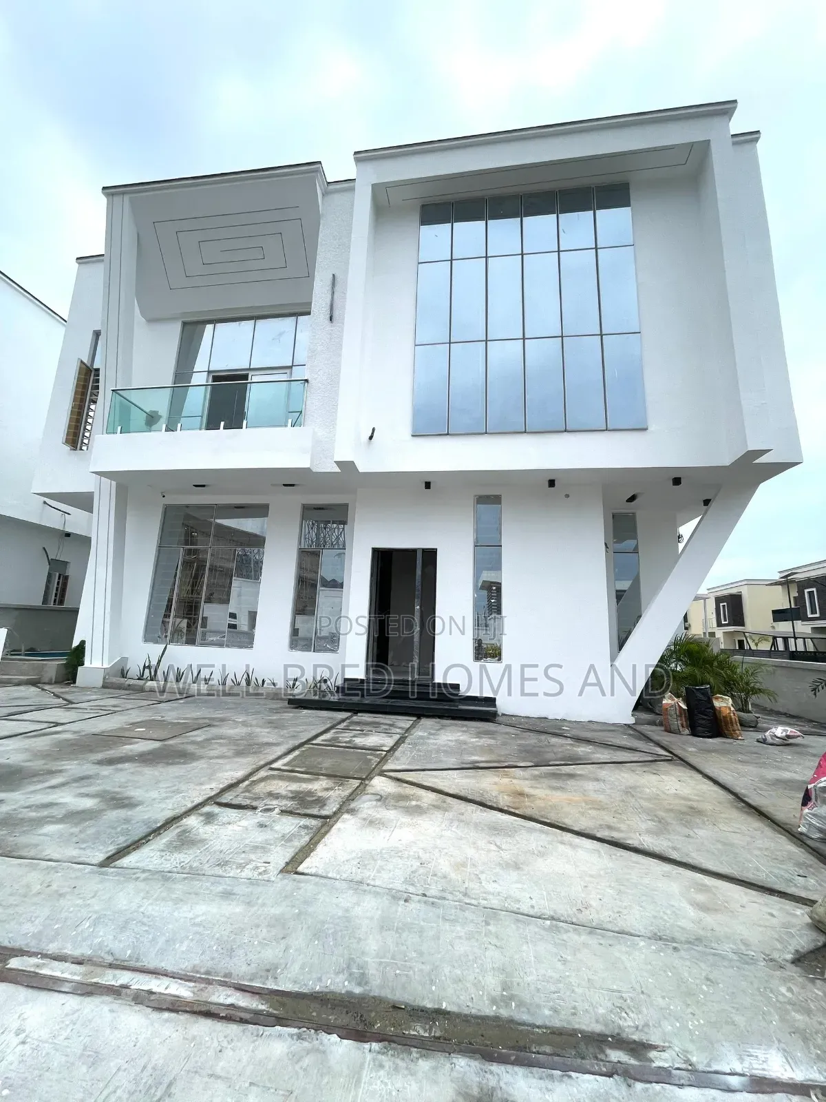 5bdrm Duplex in Chevron Lekki Lagos for sale in Lekki