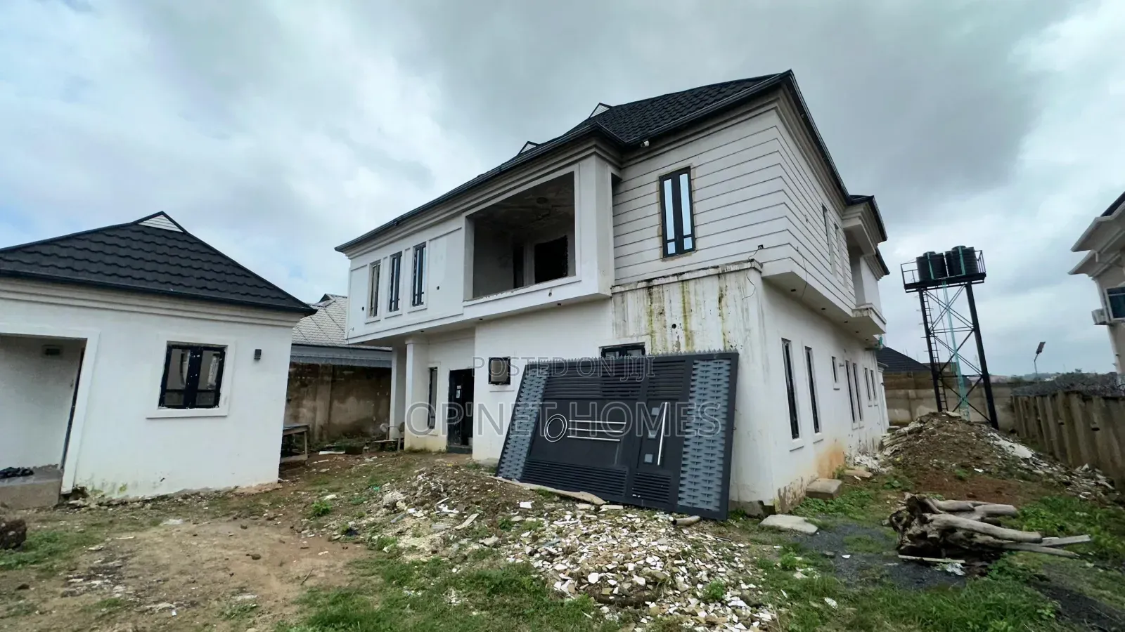 4bdrm Duplex in Akure for sale in Akure