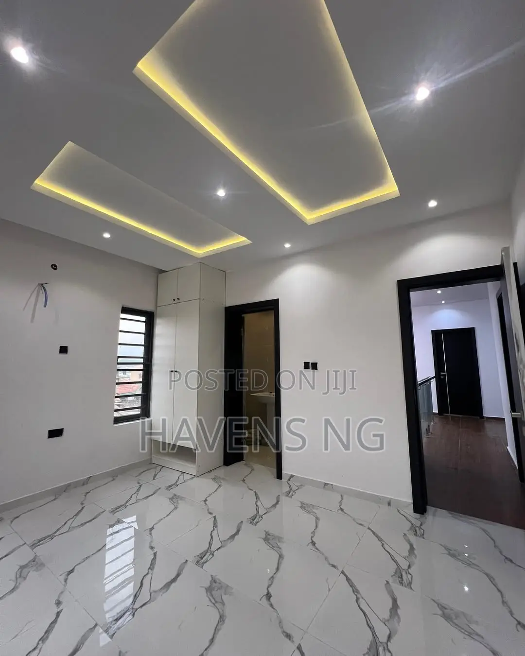 4bdrm Duplex in Oluyole for sale in Oluyole