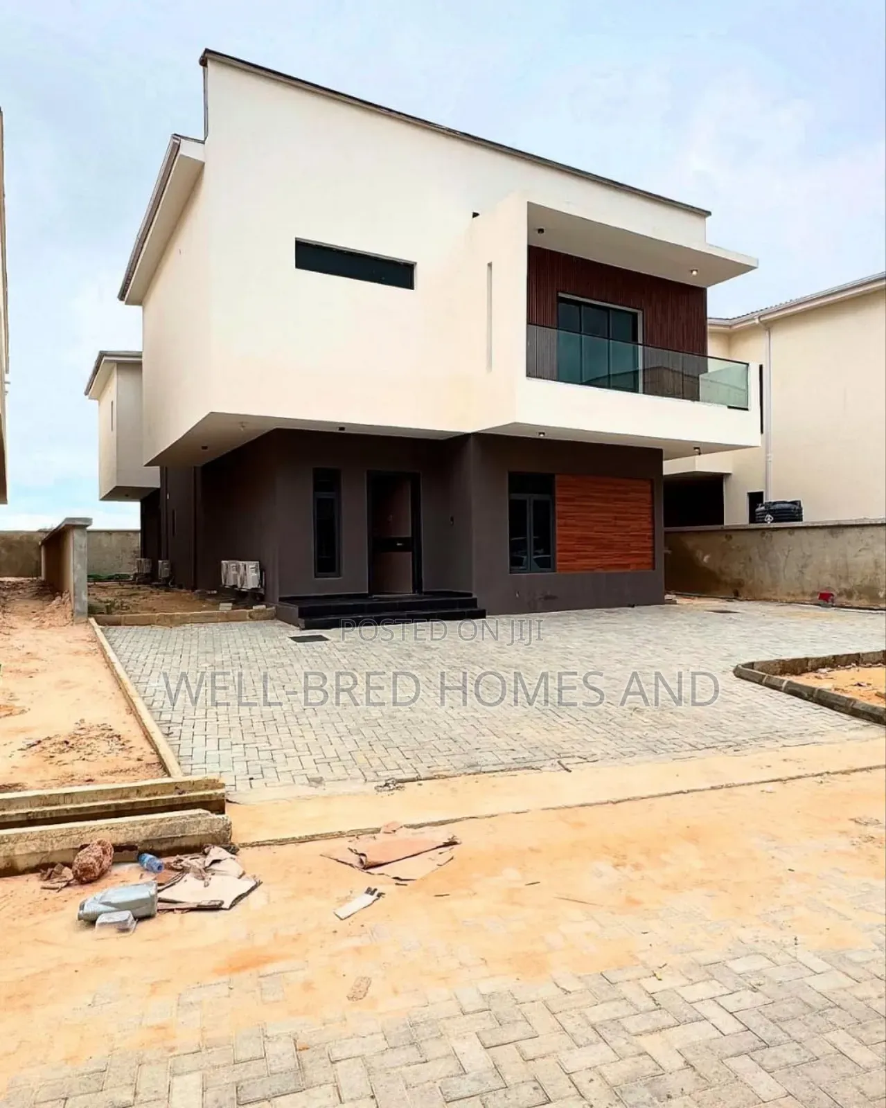 5bdrm Duplex in Orange Island Lekki for sale in Lekki