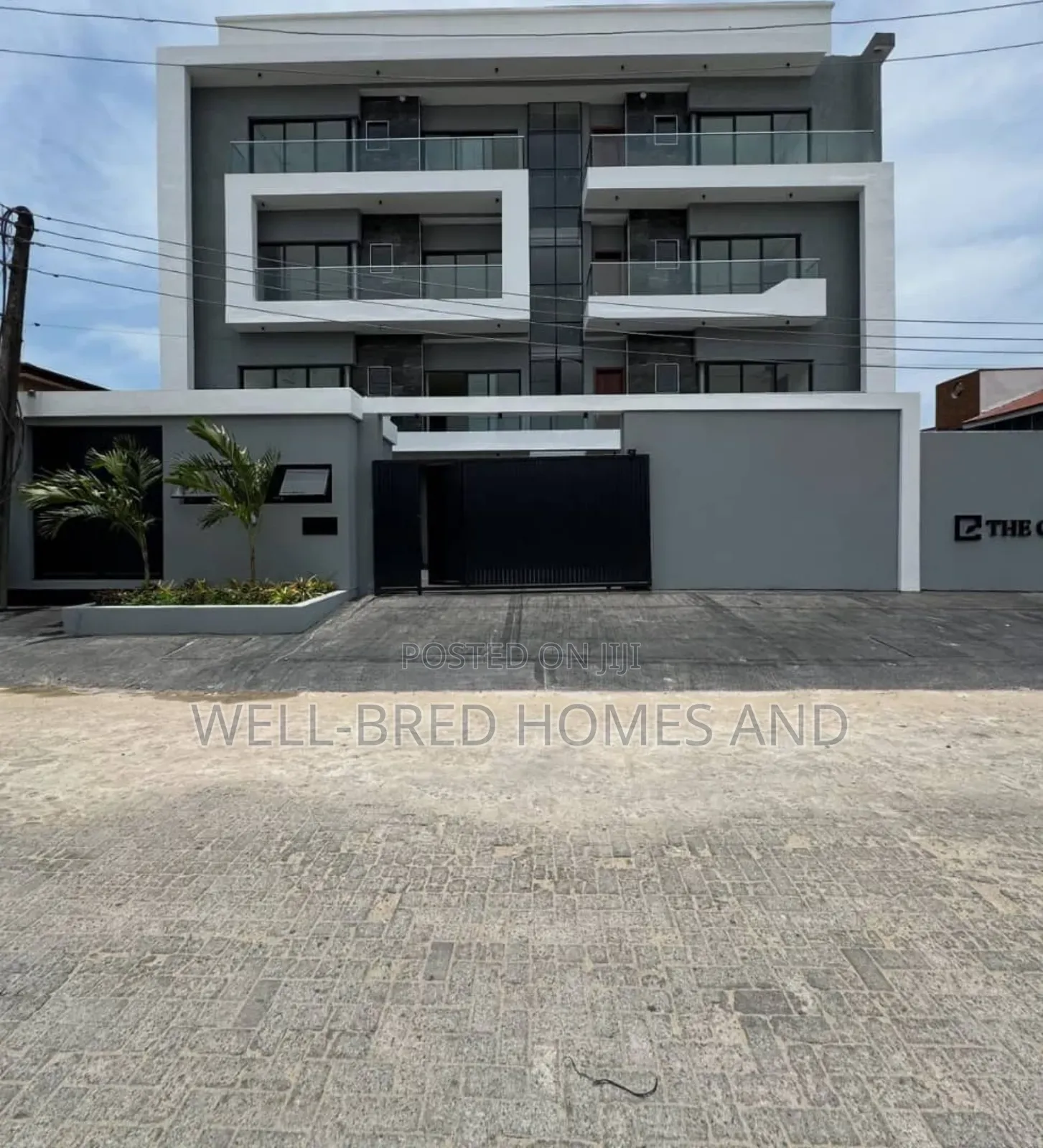 3bdrm Apartment in Lekki Phase 1 Lagos for sale in Lekki