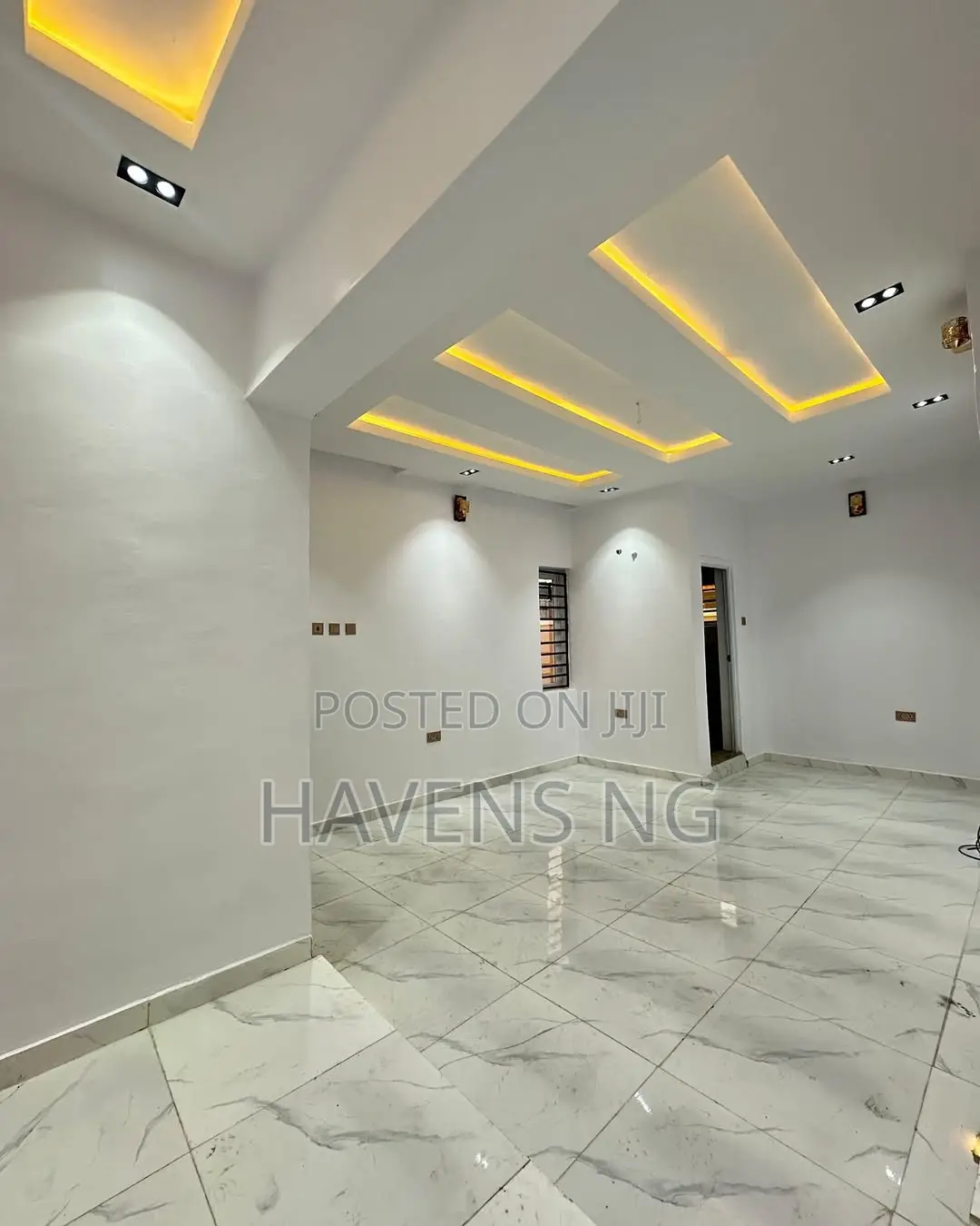 3bdrm Bungalow in Ologuneru for sale in Ologuneru