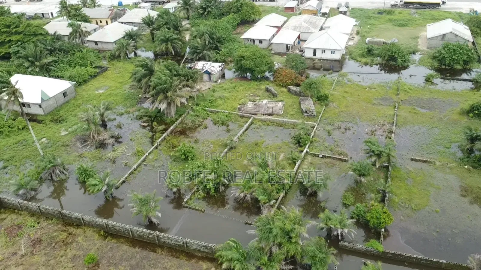 100 Acres Land With Expressway Frontage in Ibeju