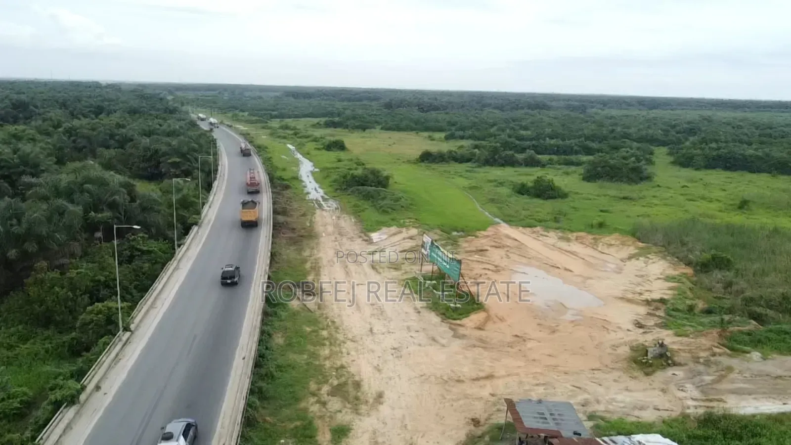 100 Acres Land With Expressway Frontage in Ibeju