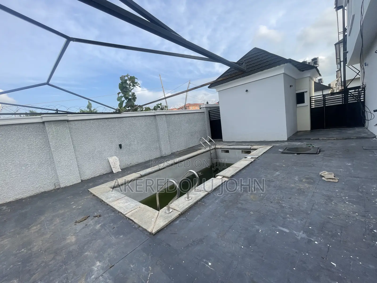 4bdrm Duplex in Dakwo District for sale in Dakwo District