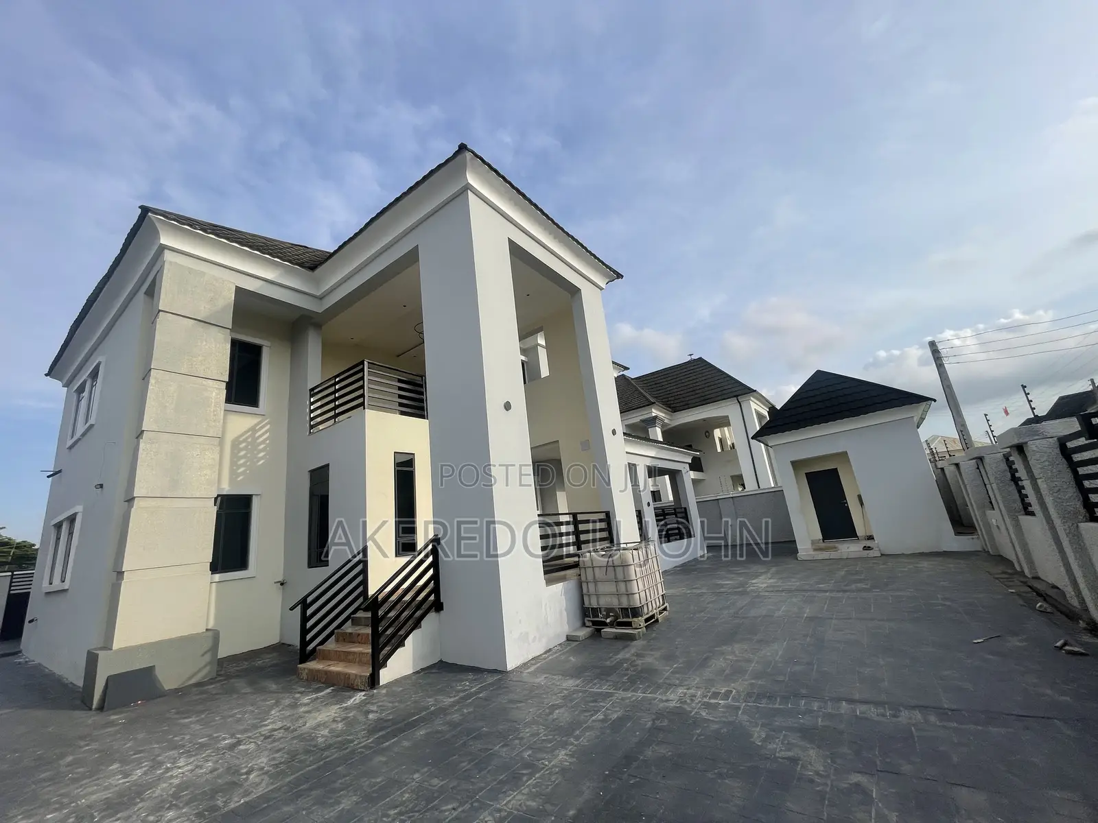 4bdrm Duplex in Dakwo District for sale in Dakwo District