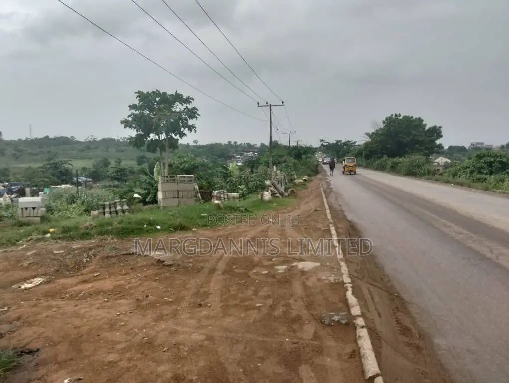 2 Acres (12 Plots) for Sale on the Express, Kasolori-Ikorodu in Ikorodu Garage