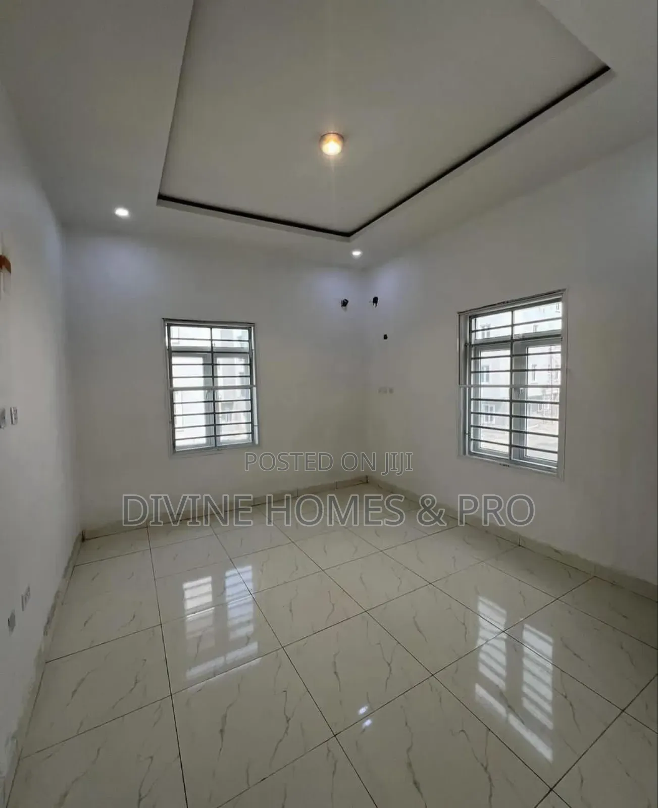 3bdrm Block of Flats in Wuye for sale in Wuye