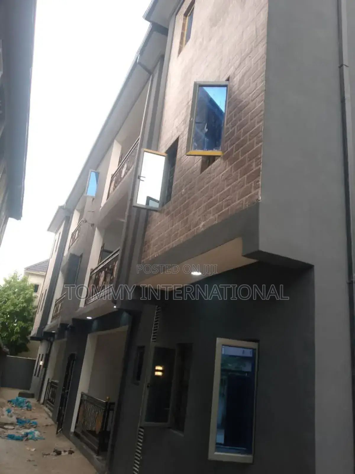 2bdrm Block of Flats in Queen'S Park Estate, Port-Harcourt for rent in Port-Harcourt