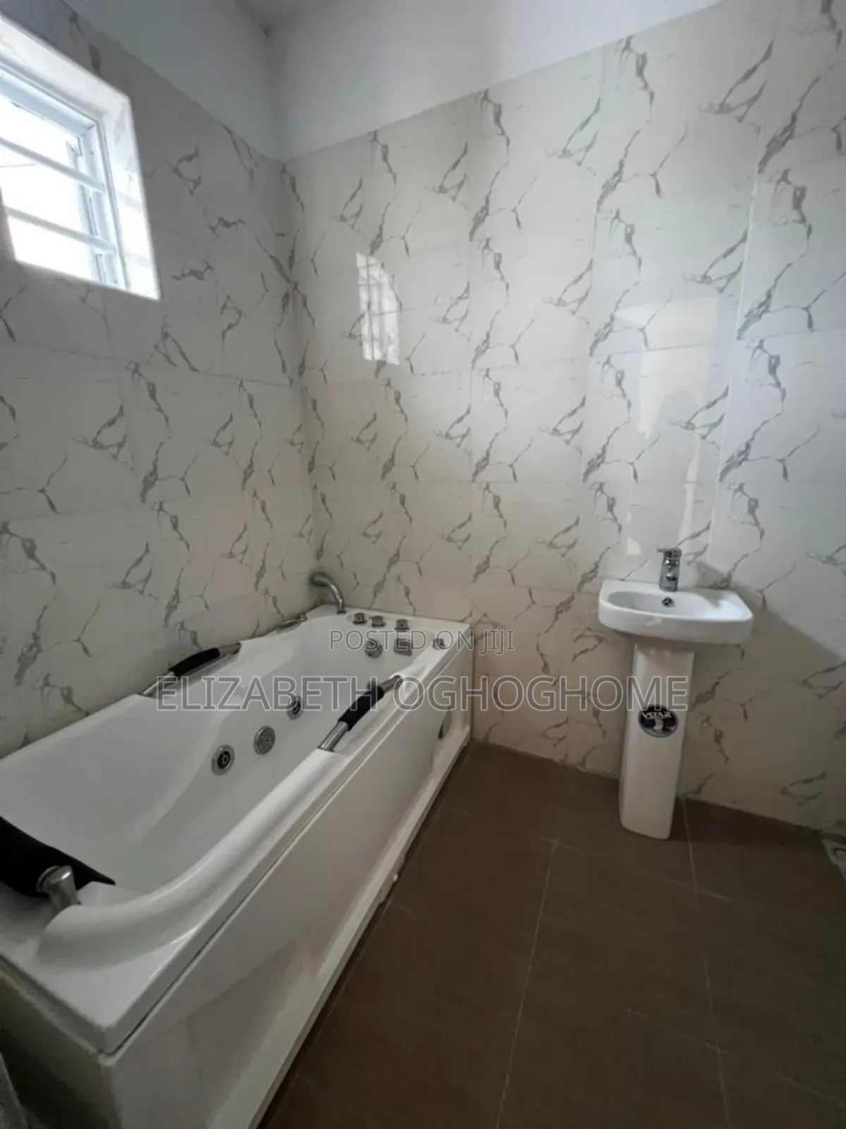 3bdrm Duplex in Ajah for sale in Ajah