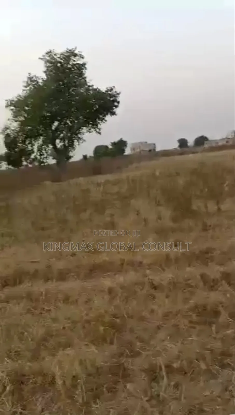 Land for Sale - Kyami Fcda : 9. 6 Hectares in Kiami