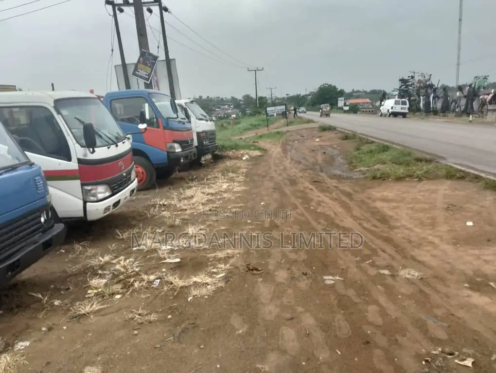 For Sale, 2 Plots of Land, Facing Ikorodu-Itokin Express in Ikorodu Garage