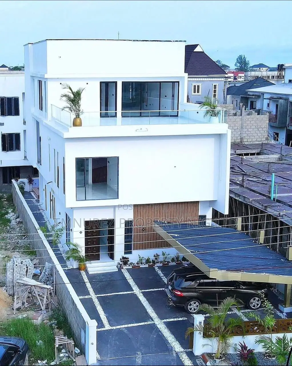 4bdrm Duplex in Orchid, Chevron for sale in Chevron