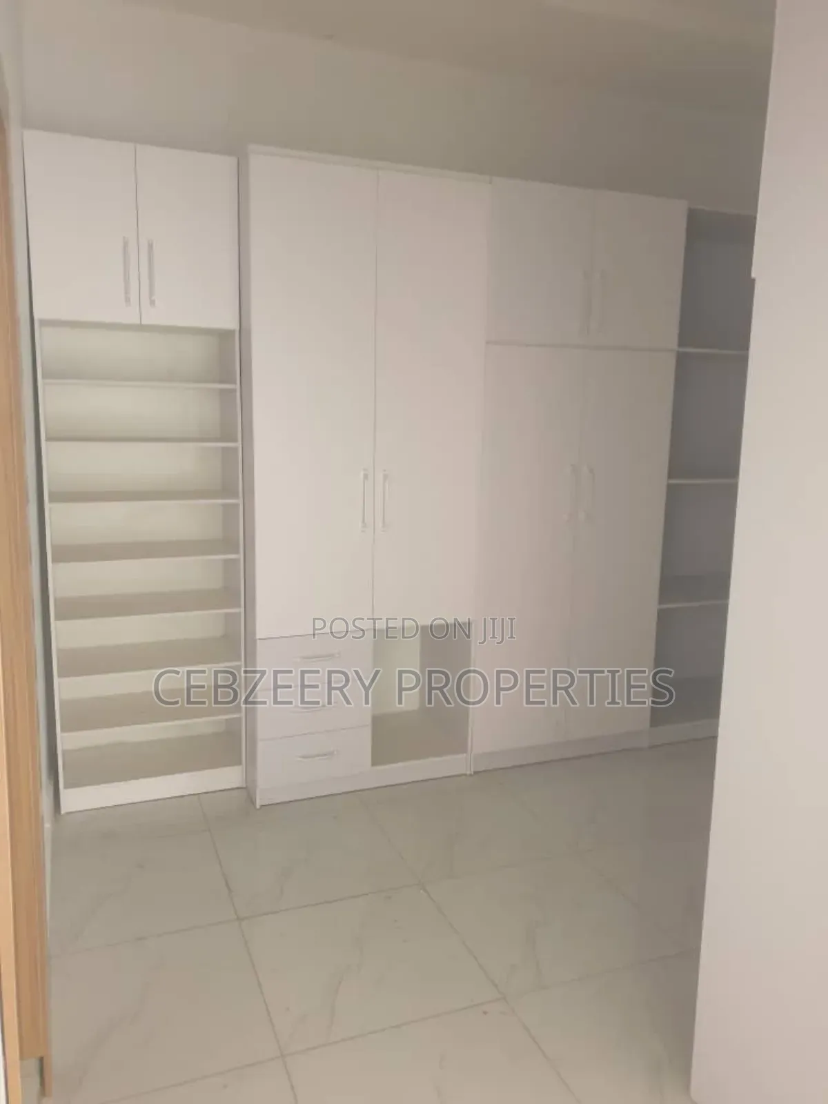 5bdrm Duplex in GRA Phase 2 Shangisha for sale in GRA Phase 2 Shangisha