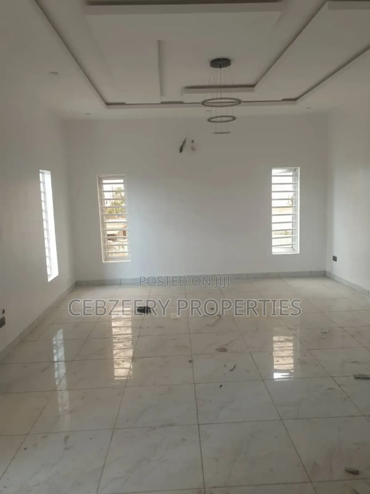 5bdrm Duplex in GRA Phase 2 Shangisha for sale in GRA Phase 2 Shangisha