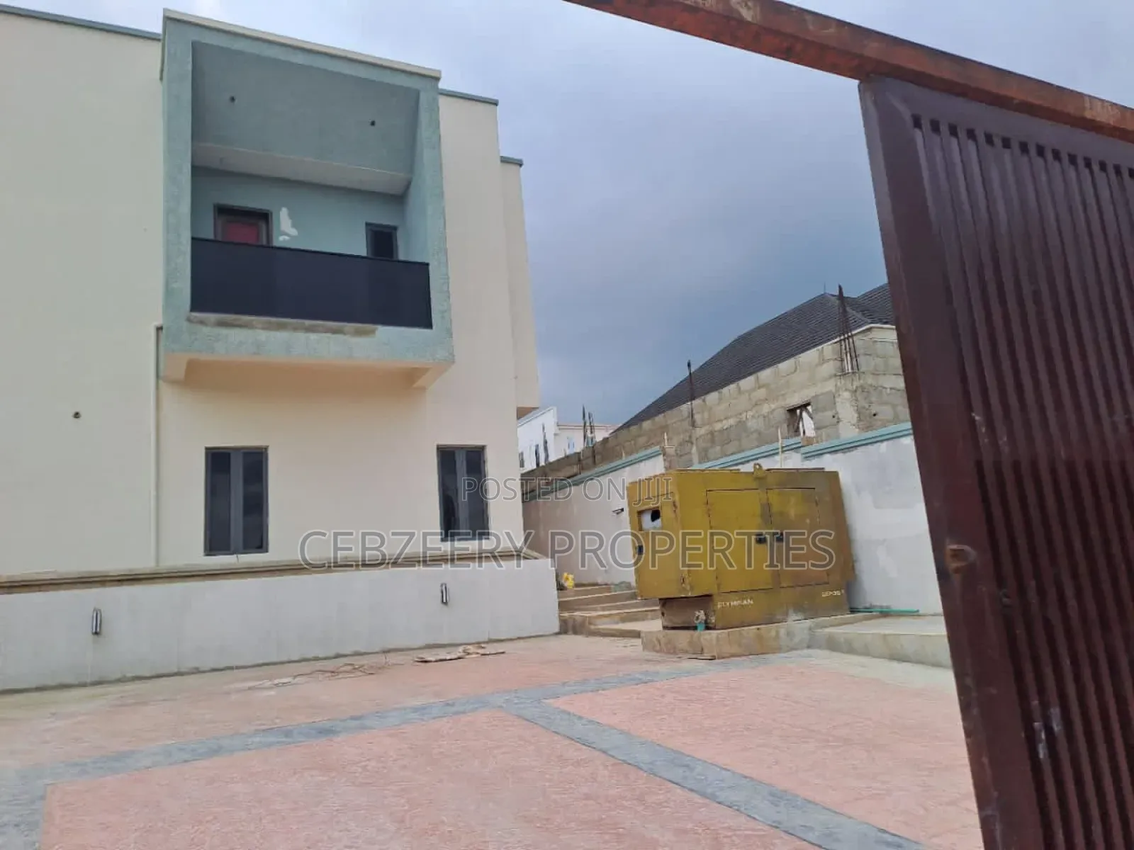 3bdrm Duplex in Omole Phase 2 for sale in Omole Phase 2
