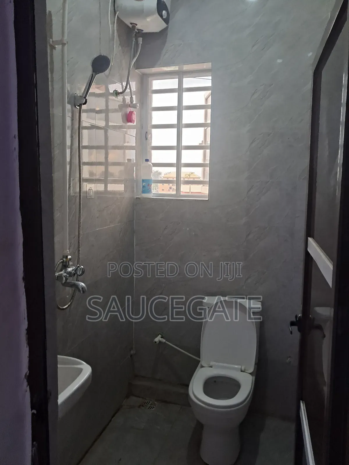 1bdrm Bedsitter in Ijegun Satellite for rent in Satellite Town