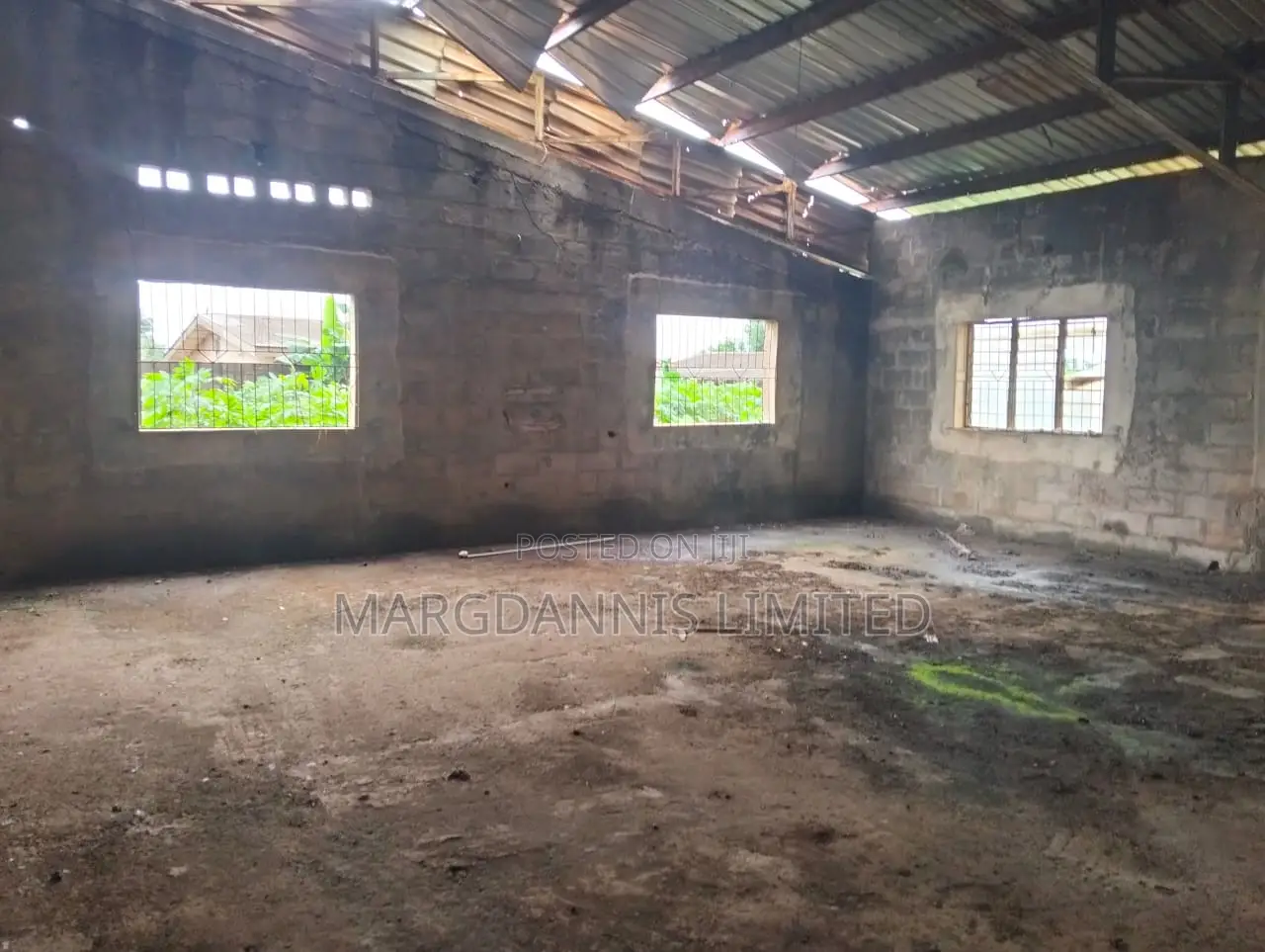 400 SQMS Warehouse for Lease by Lucky Fibre Ikorodu in Adamo