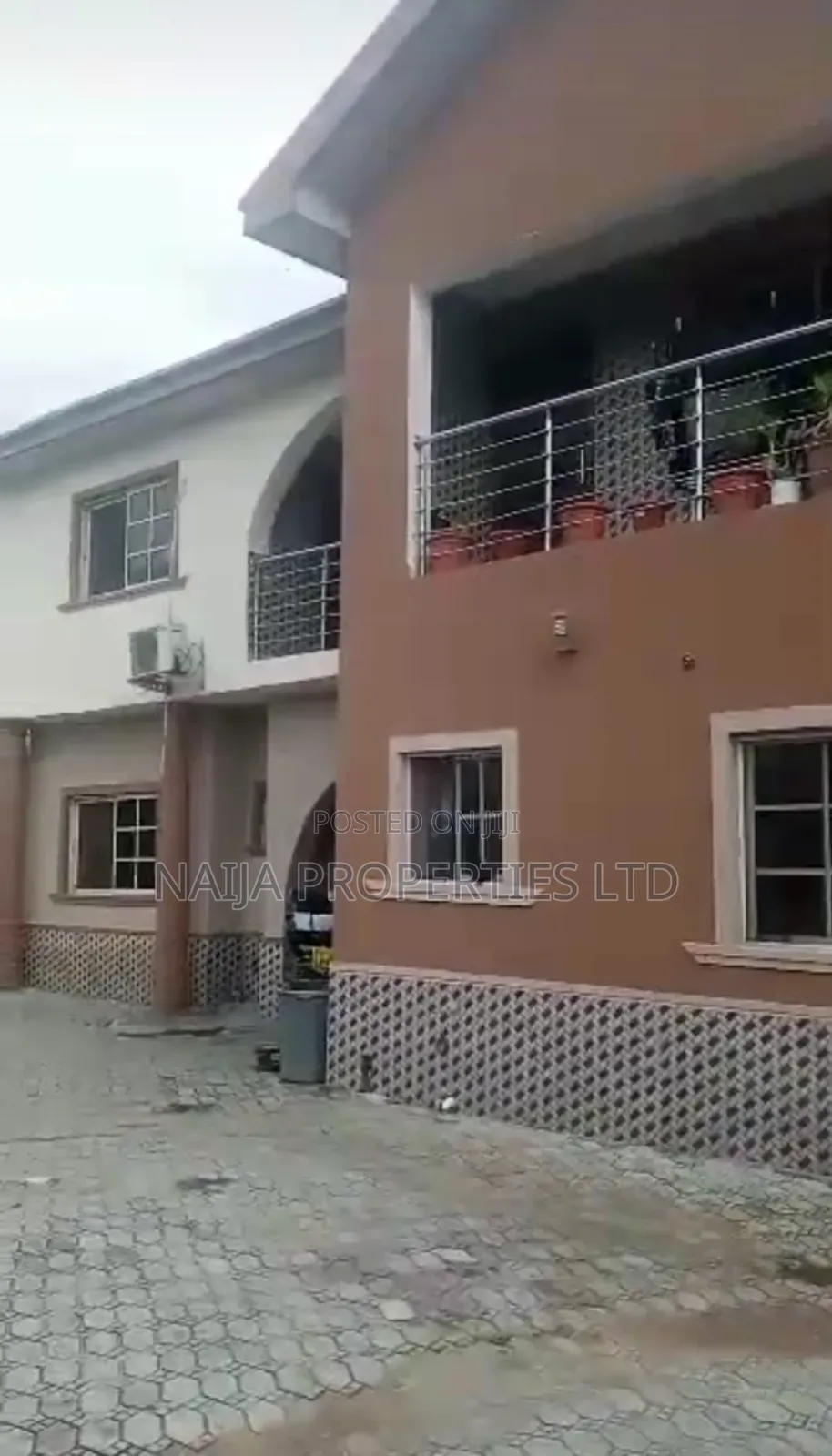 2bdrm Block of Flats in Langbasa, Ajah for sale in Ajah